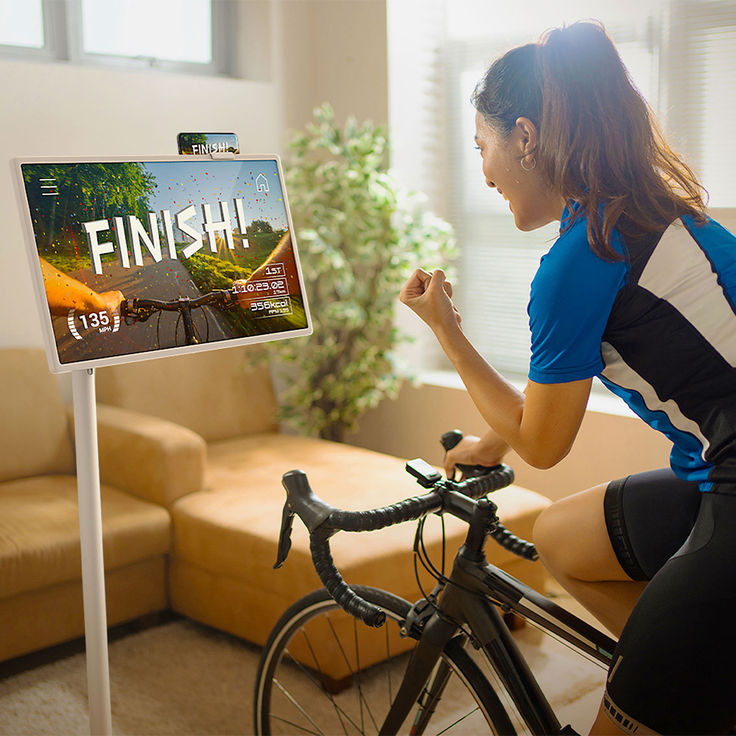 Interactive digital display with wheels - StandLg 32''